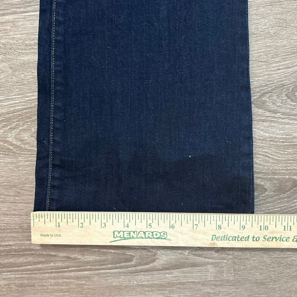 Gap - Picture 4 of 7